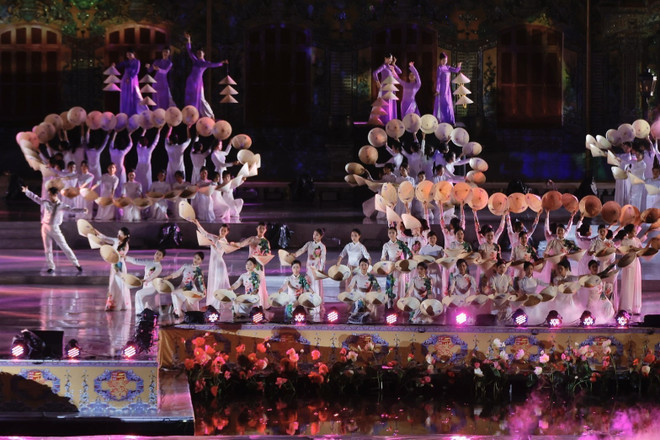 vna_potal_khai_mac_tuan_le_festival_nghe_thuat_quoc_te_hue_2024_7419301.jpeg
