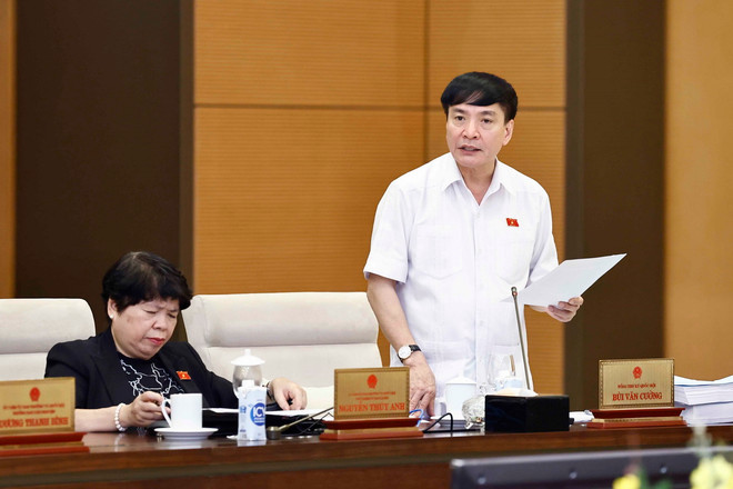 ttxvn_uy ban thuong vu quoc hoi (4).jpg