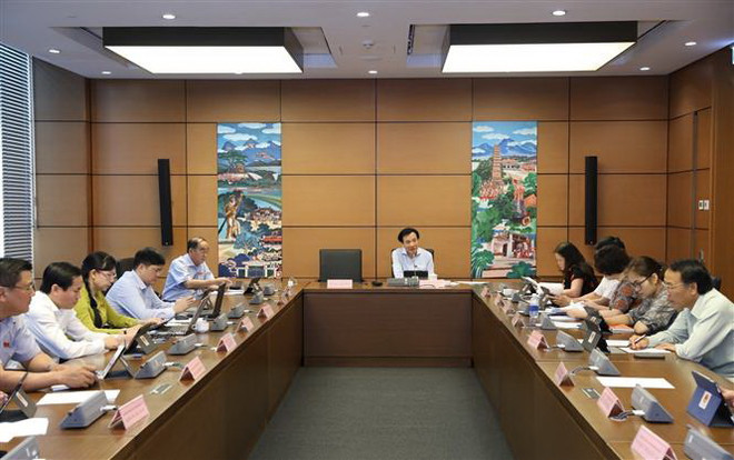 Đại biểu Quốc hội bàn về việc xử phạt vi phạm bằng cách cắt điện, nước ảnh 1