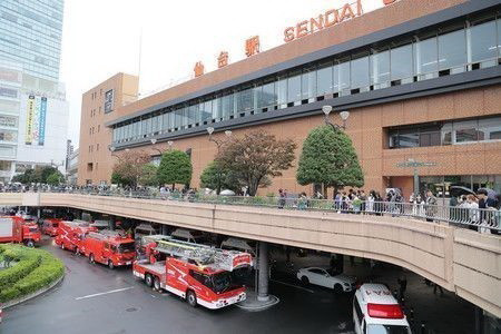 Nhật Bản: Ba người bị thương trên tàu cao tốc, nghi do rò rỉ hóa chất ảnh 1