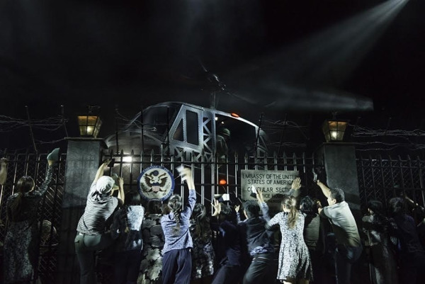 Nhạc kịch "Miss Saigon" trở lại sân khấu Broadway với bản dựng mới ảnh 1