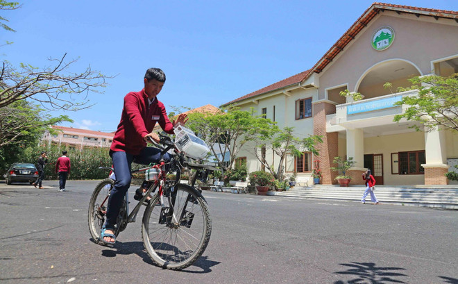 Xe đạp lọc khí - sáng tạo bảo vệ môi trường của học sinh Lâm Đồng ảnh 1