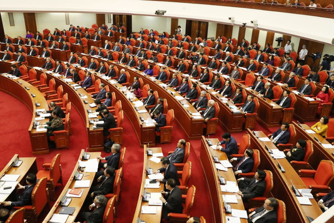 Ngày làm việc thứ hai Hội nghị lần thứ 12 Ban Chấp hành TW Đảng ảnh 1