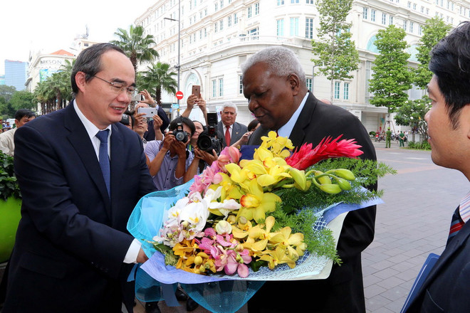 Bí thư Thành ủy Thành phố Hồ Chí Minh tiếp Chủ tịch Quốc hội Cuba ảnh 1