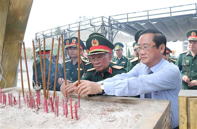 Quảng Trị: Nhiều hoạt động kỷ niệm 50 năm chiến thắng Đường 9-Nam Lào ảnh 1