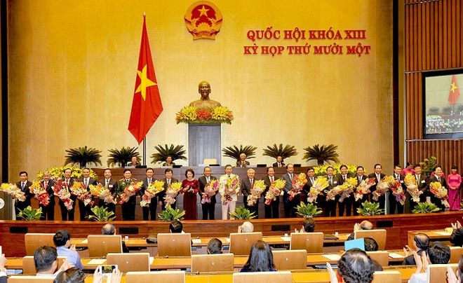 Phê chuẩn đề nghị bổ nhiệm 3 Phó Thủ tướng và các bộ trưởng ảnh 1