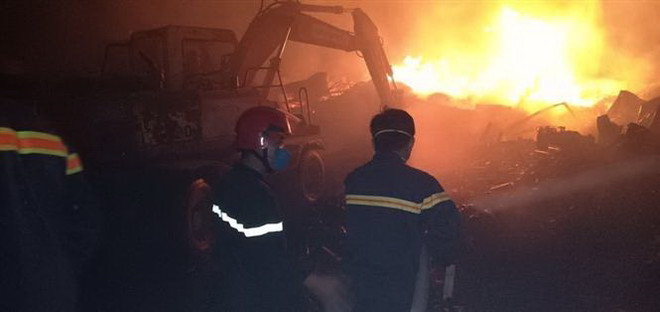 Kịp thời khống chế hai vụ cháy tại hai công ty ở Bình Dương ảnh 1