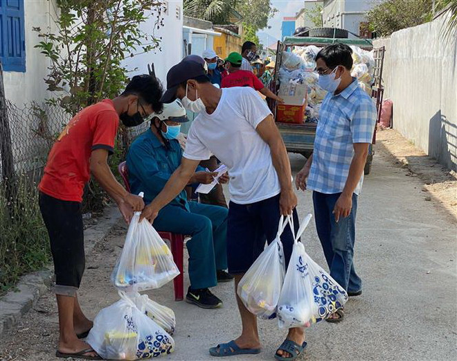 Ninh Thuận: Ấm áp nghĩa tình tại vùng cách ly thôn Văn Lâm 3 ảnh 1