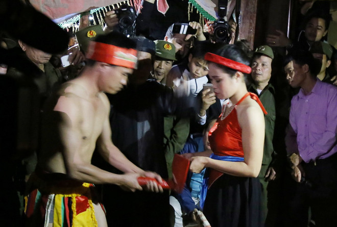 Nửa đêm, đi xem lễ hội "Linh tinh tình phộc" có một không hai ảnh 1