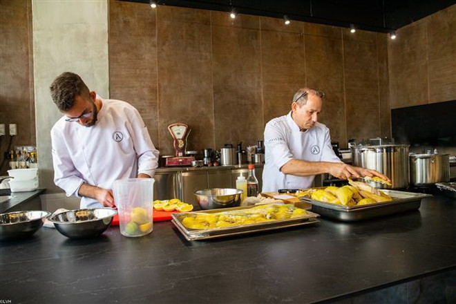 Giới thiệu món phở truyền thống của Việt Nam tới thực khách Israel ảnh 2