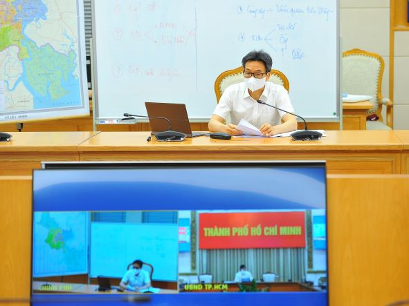 Vận động người dân TP.HCM thực hiện nghiêm biện pháp chống dịch ảnh 1