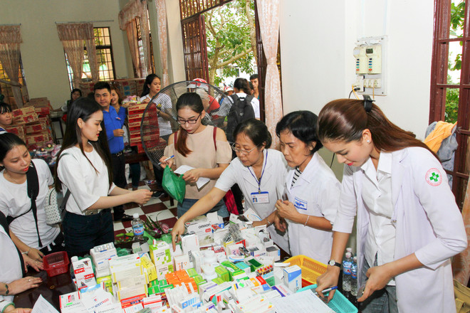 “Hoa hậu Quốc dân” Phạm Hương và sứ mệnh truyền cảm hứng ảnh 11