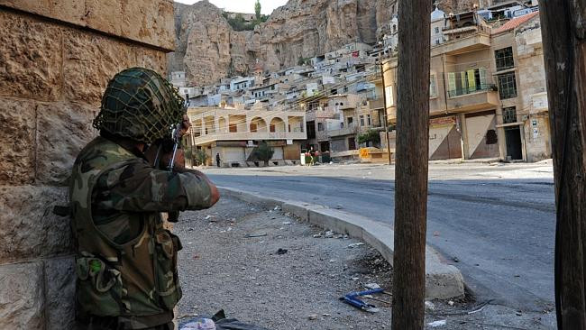 Mỹ cung cấp lô đạn được mới cho các tay súng Arab ở Syria ảnh 1