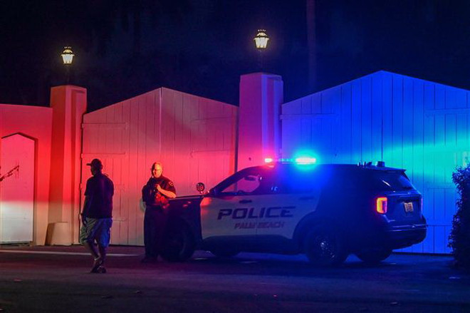 Ông Donald Trump tìm cách ngăn chặn quá trình điều tra của FBI ảnh 1