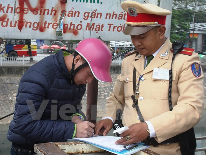 Hà Nội bắt đầu xử phạt vi phạm giao thông qua hình ảnh từ 1/12 ảnh 1