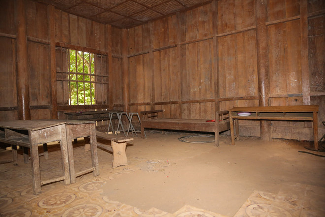 Nghệ An: Trường học ở Tương Dương chưa bàn giao đã xuống cấp ảnh 6