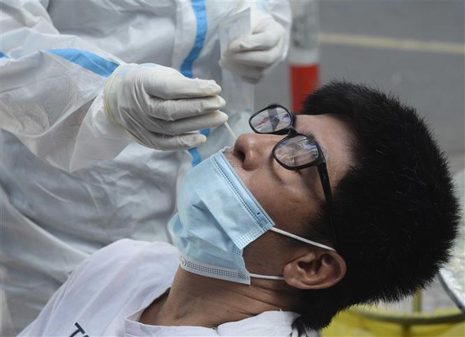 Đà Nẵng xét nghiệm SARS-CoV-2 cho tất cả những người vào thành phố ảnh 1