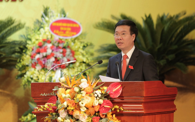 Ông Võ Văn Thưởng, Ủy viên Bộ Chính trị, Bí thư Trung ương Đảng, Trưởng Ban Tuyên giáo Trung ương phát biểu chỉ đạo Đại hội. (Ảnh: Chu Hiệu/TTXVN) 'Cao Bằng cần tập trung thu hút nguồn lực cho đầu tư phát triển' ảnh 1
