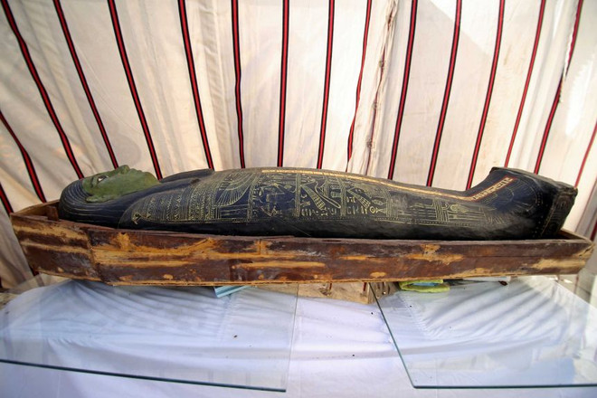 Ai Cập phát hiện quan tài 3.000 năm tuổi ở địa điểm khảo cổ Saqqara ảnh 1