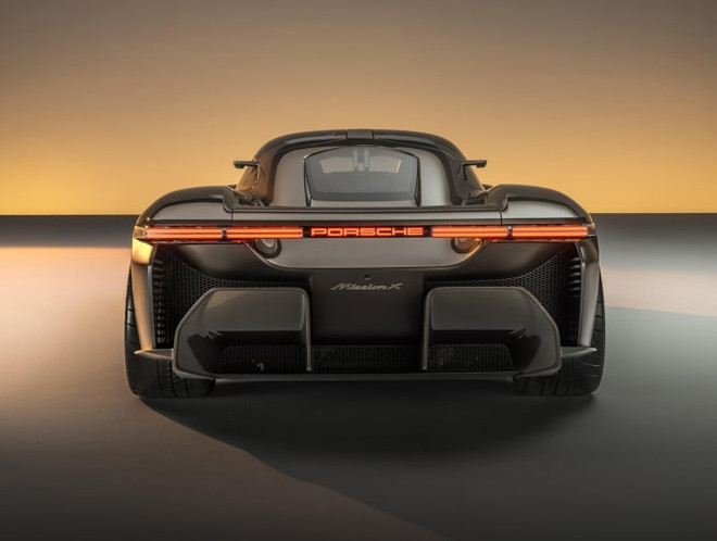 Porsche công bố mẫu concept siêu xe Mission X của tương lai ảnh 3
