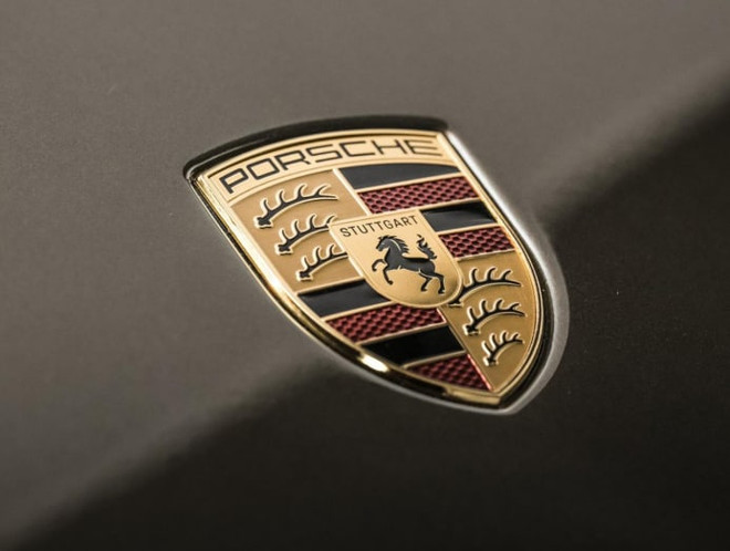 Porsche công bố mẫu concept siêu xe Mission X của tương lai ảnh 4