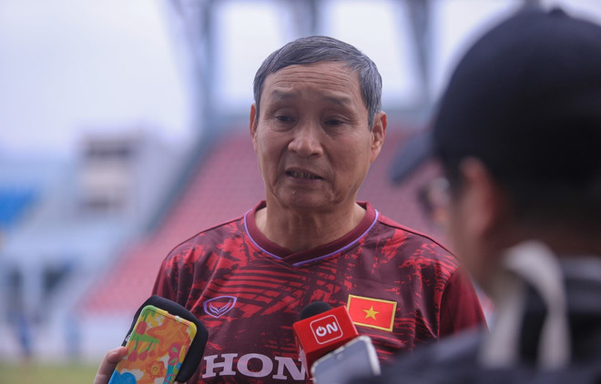 Huấn luyện viên Mai Đức Chung. (Ảnh: PV/Vietnam+) Huấn luyện viên Mai Đức Chung "vô địch" về tuổi tác ảnh 1