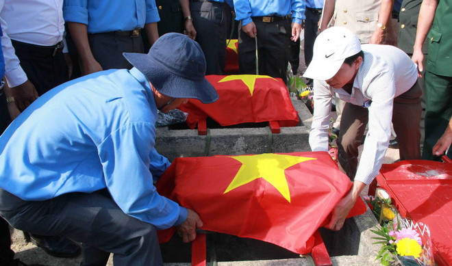 An táng liệt sỹ quân tình nguyện Việt Nam hy sinh ở Campuchia ảnh 1