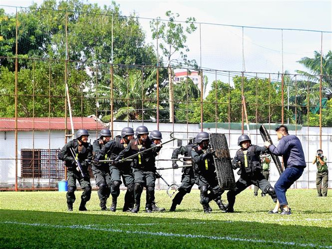 TP Hồ Chí Minh ra mắt Trung đoàn Cảnh sát cơ động dự bị chiến đấu ảnh 1