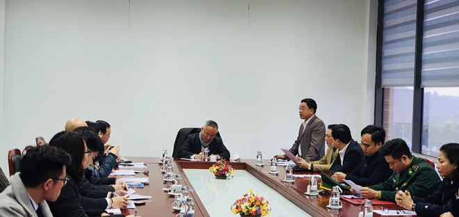 Quang cảnh buổi làm việc. (Nguồn: Bộ Công Thương) Bộ Công Thương tháo gỡ khó khăn về xuất nhập khẩu tại Lào Cai ảnh 1