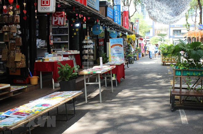 Doanh nghiệp ''ngồi trên lửa'' và chuyện người dân... sợ du khách ảnh 2