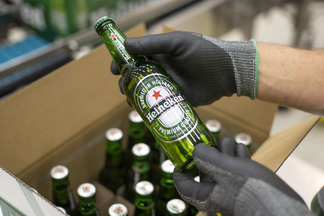 Lần đầu tiên trong nhiều thập kỷ, công nhân hãng Heineken đình công ảnh 1