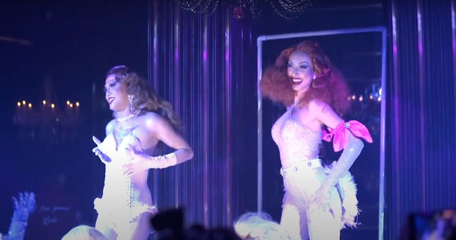 Hoa hậu Thùy Tiên bất ngờ nhận giải thưởng quốc tế tại Singapore ảnh 2