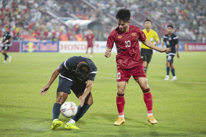 U23 Việt Nam 6-0 U23 Guam: 'Mưa bàn thắng' trên Sân Vận động Việt Trì ảnh 1