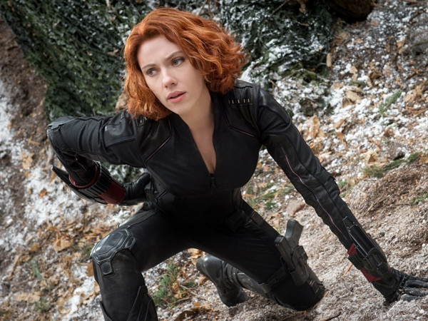 Scarlett Johansson vác bụng bầu đóng “Avengers: Age of Ultron” ảnh 1