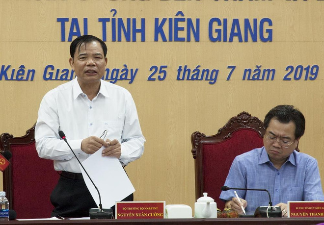 Ngăn chặn tàu cá vi phạm khai thác hải sản ở vùng biển nước ngoài ảnh 1