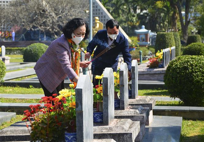 Trưởng ban Tổ chức TW Trương Thị Mai thăm, chúc Tết tại Điện Biên ảnh 2