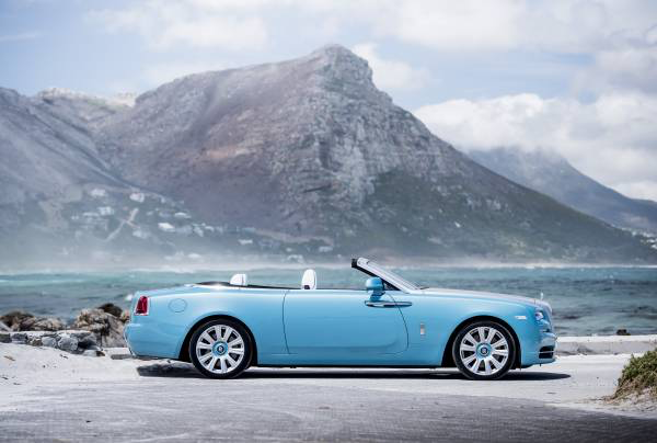 Rolls-Royce bán hơn 4.000 chiếc xe siêu sang trong năm 2016 ảnh 3
