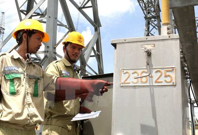 Đầu tư hơn 5.376 tỷ đồng triển khai các công trình điện ở miền Nam ảnh 1