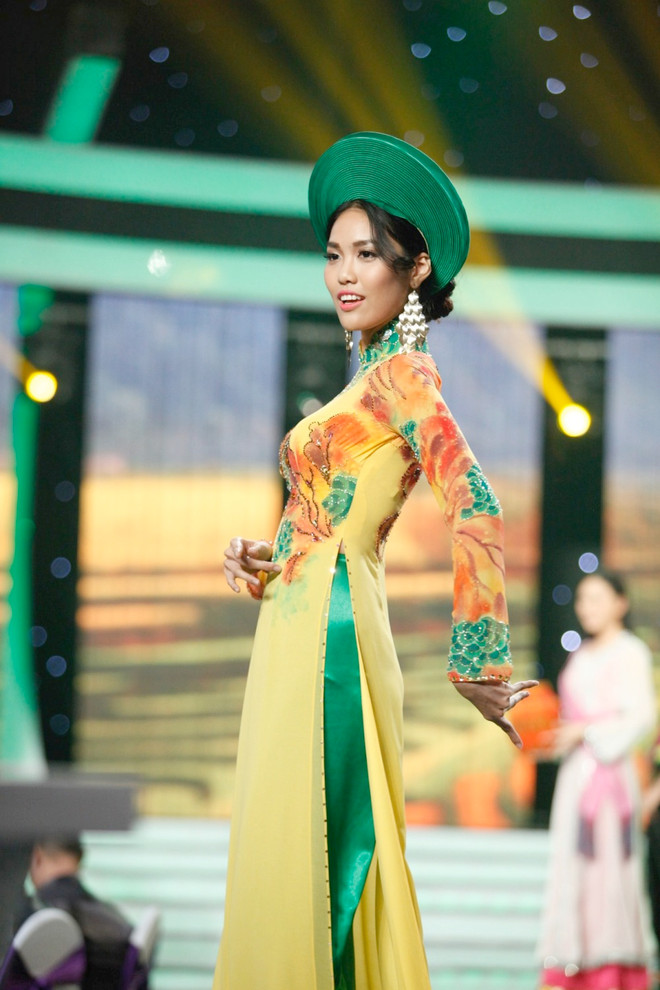 Liveshow 5 Hoa khôi Áo dài Việt Nam: Quế Chi ngậm ngùi dừng bước ảnh 7