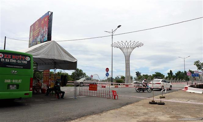 Hà Tĩnh: Xử phạt 7 người không tuân thủ quy định phòng dịch COVID-19 ảnh 1