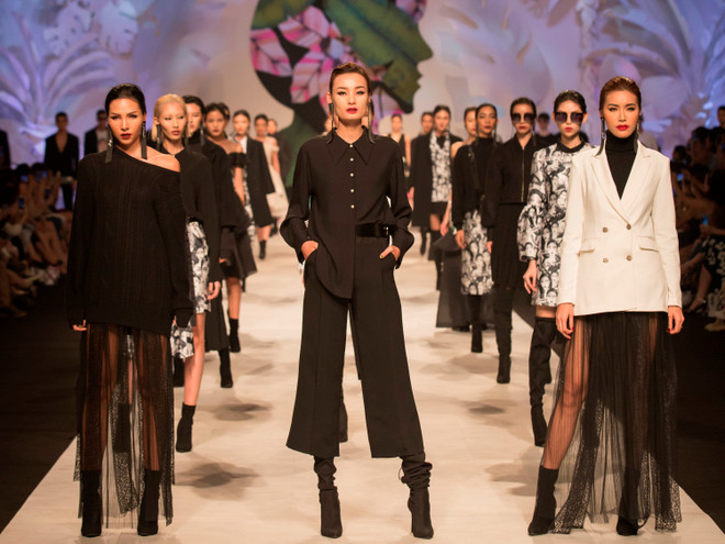 Giới trẻ khẳng định cái tôi với bộ sưu tập Thu Đông 'Self Portrait' ảnh 1