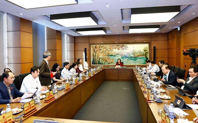 ttxvn_quoc hoi thao luan 1.jpg