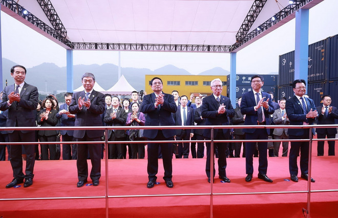 ttxvn_Thu tuong_Trung tam logistics trung khanh (6).jpg