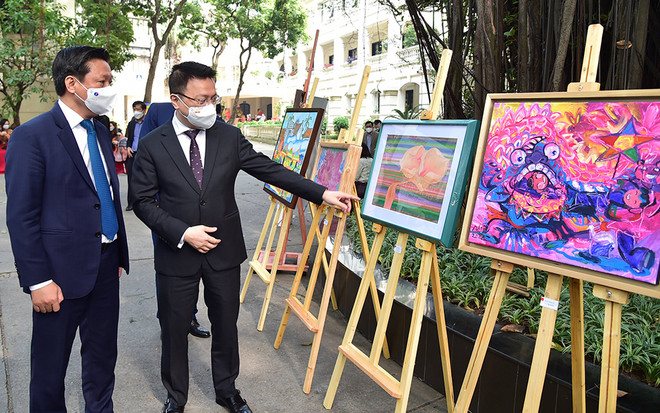 Triển lãm Tranh lịch đón Xuân của báo Nhân Dân: Trưng bày 59 tác phẩm ảnh 3