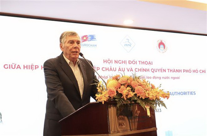 Gỡ vướng thủ tục lao động nước ngoài cho doanh nghiệp châu Âu ảnh 2