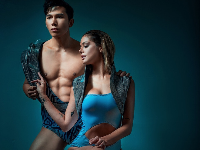 Hai mẫu Việt nóng bỏng bên Miss Earth 2013 trong trang phục bikini ảnh 1