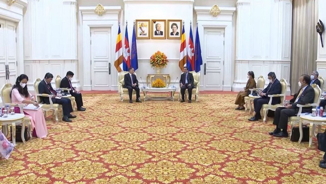 Trưởng Ban Đối ngoại TW Lê Hoài Trung thăm chính thức Campuchia ảnh 1