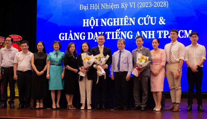 Ông Nguyên Lộc làm Chủ tịch Hội Nghiên cứu, Giảng dạy tiếng Anh TP.HCM ảnh 1