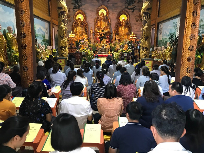 Quang cảnh Lễ cầu quốc thái dân an. (Ảnh: Thu Phương/TTXVN) Cộng đồng người Việt tại Lào đón Tết Nguyên tiêu, cầu quốc thái dân an ảnh 1