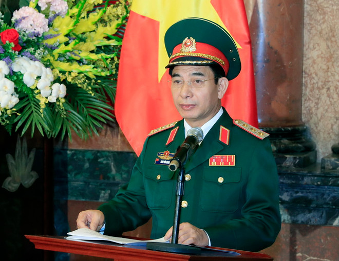 Chủ tịch nước trao quyết định thăng quân hàm cho các sỹ quan cấp cao ảnh 2